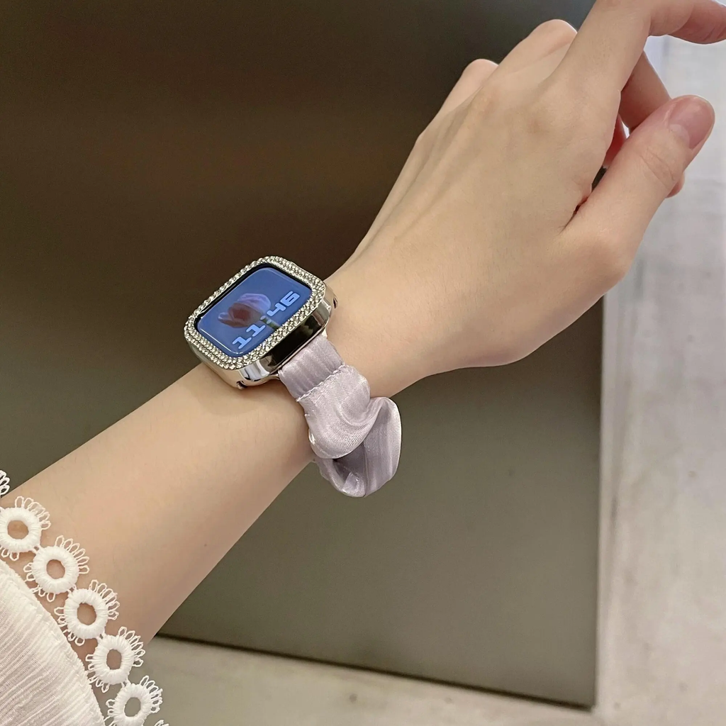 Pearlescent scrunchie Apple Watch band - detail photo 8