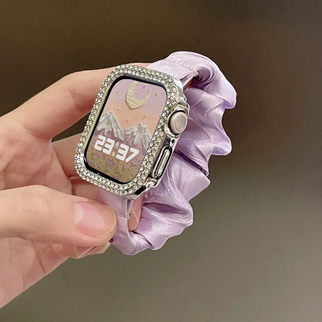 Pearlescent scrunchie Apple Watch band - product photo 3