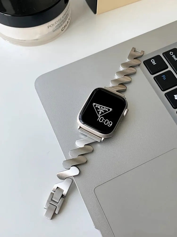 Stainless steel Z-wave Apple Watch band