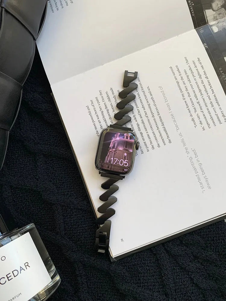 Stainless steel Z-wave Apple Watch band