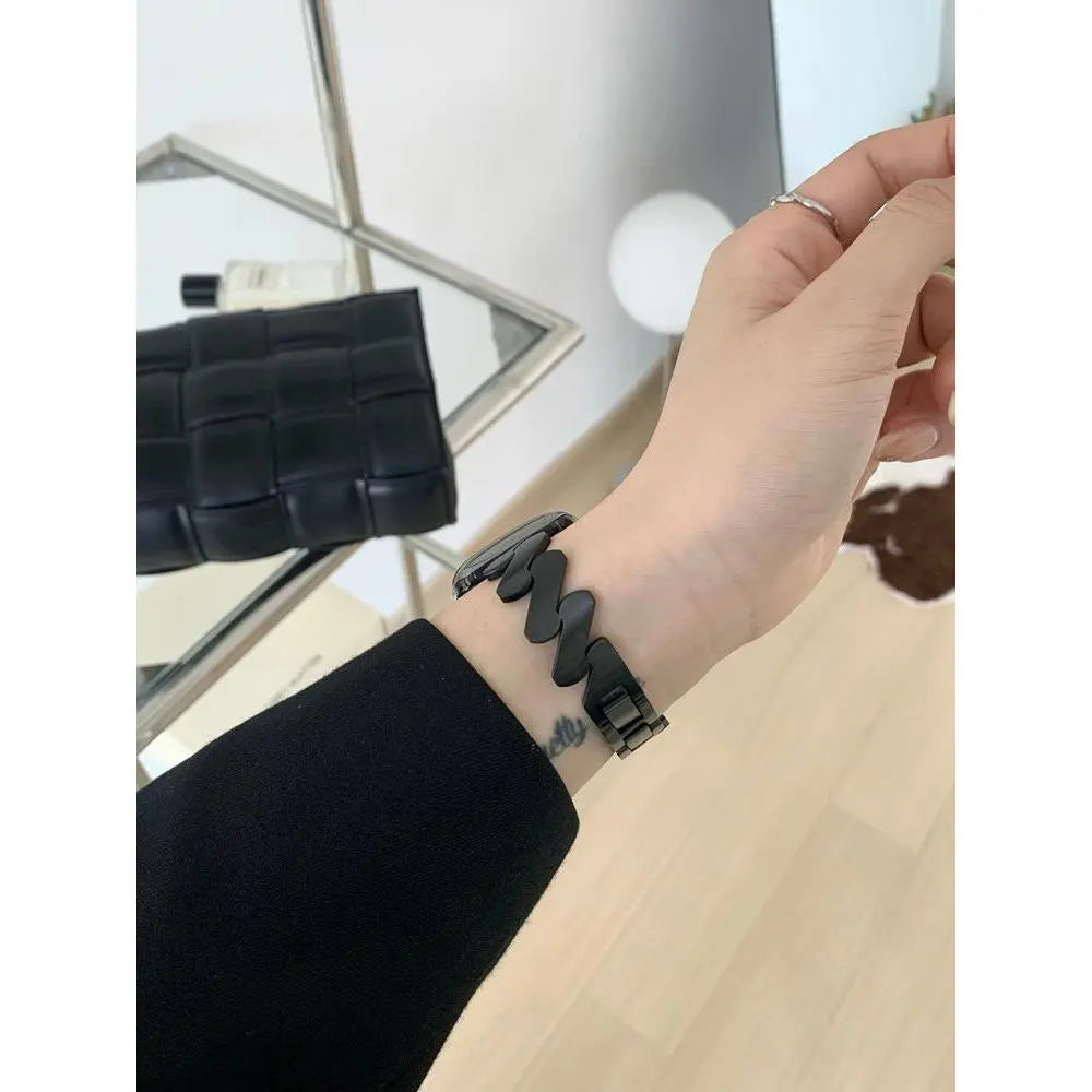 Stainless steel Z-wave Apple Watch band