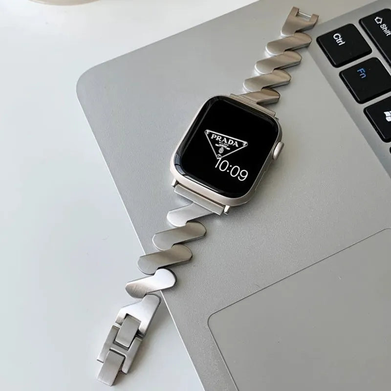Stainless steel Z-wave Apple Watch band - Silver