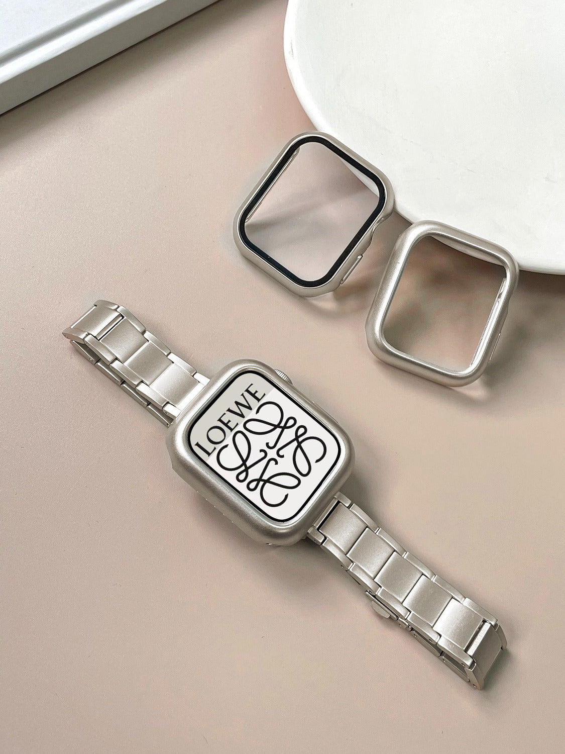 Starlight Integrated PC Case and Screen Protector with Single Rhinestone Row for Apple Watch Series 10/9/8/7/6/5/4/3/2 and SE, detail view 8