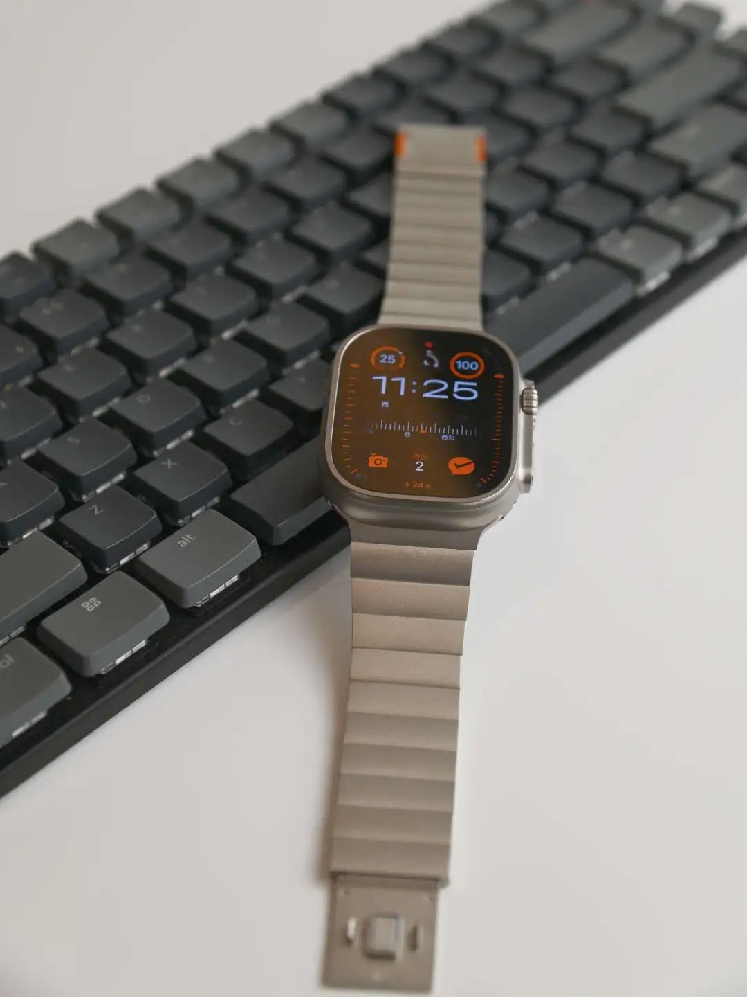 Detachable Stainless Steel Link Watch Band for Apple Watch and iWatch, view 9