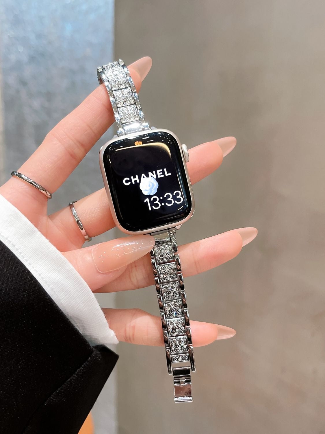 Slim Full-Rhinestone Metal Chain Band for Apple Watch Series 11/10/9/8/7/6/5/4 and SE, detail view 5