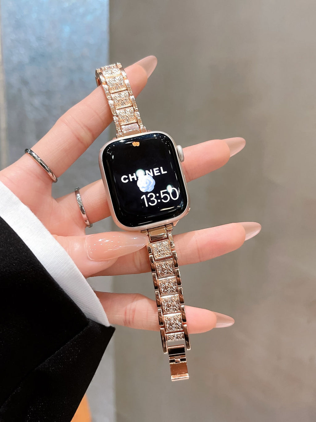 Slim Full-Rhinestone Metal Chain Band for Apple Watch Series 11/10/9/8/7/6/5/4 and SE, detail view 6