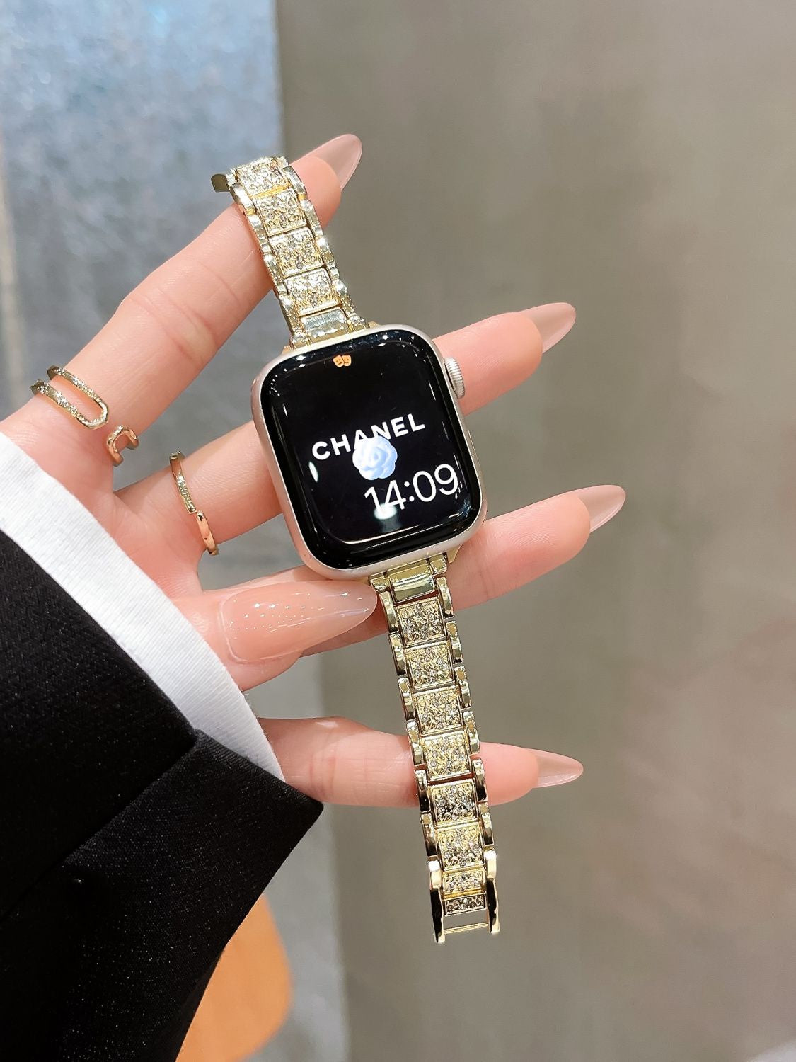 Slim Full-Rhinestone Metal Chain Band for Apple Watch Series 11/10/9/8/7/6/5/4 and SE, detail view 8