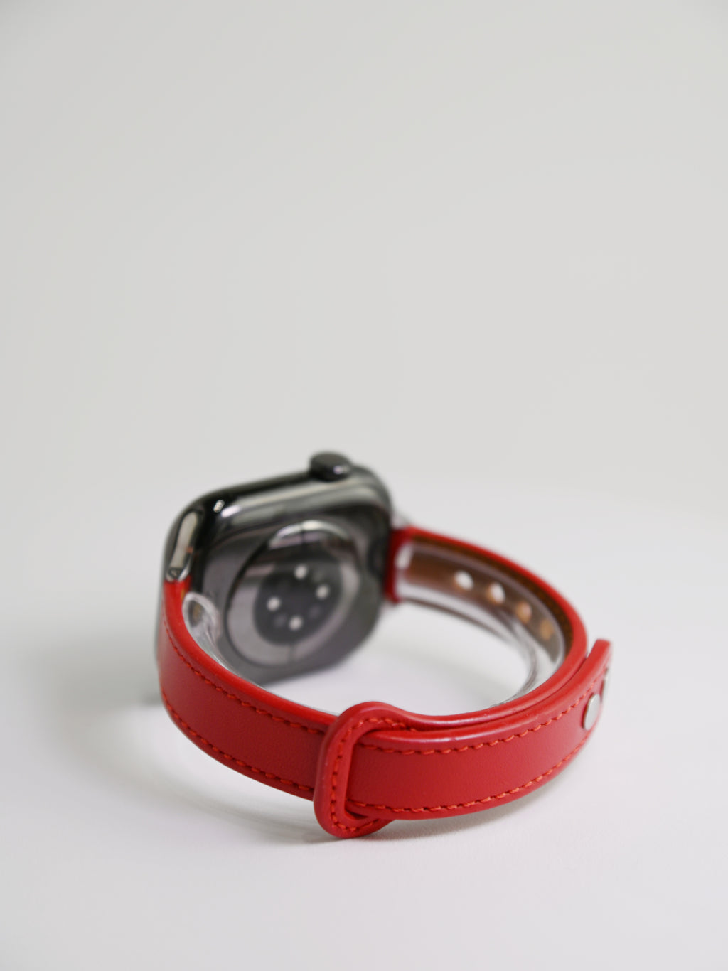 Double-Stud Slim-Waist Genuine Leather iWatch Band for Apple Watch Series 6/7/9/10/12 and SE, main view 1
