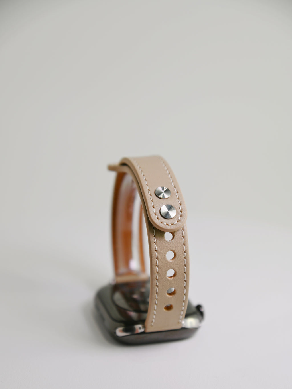 Double-Stud Slim-Waist Genuine Leather iWatch Band for Apple Watch Series 6/7/9/10/12 and SE, main view 7