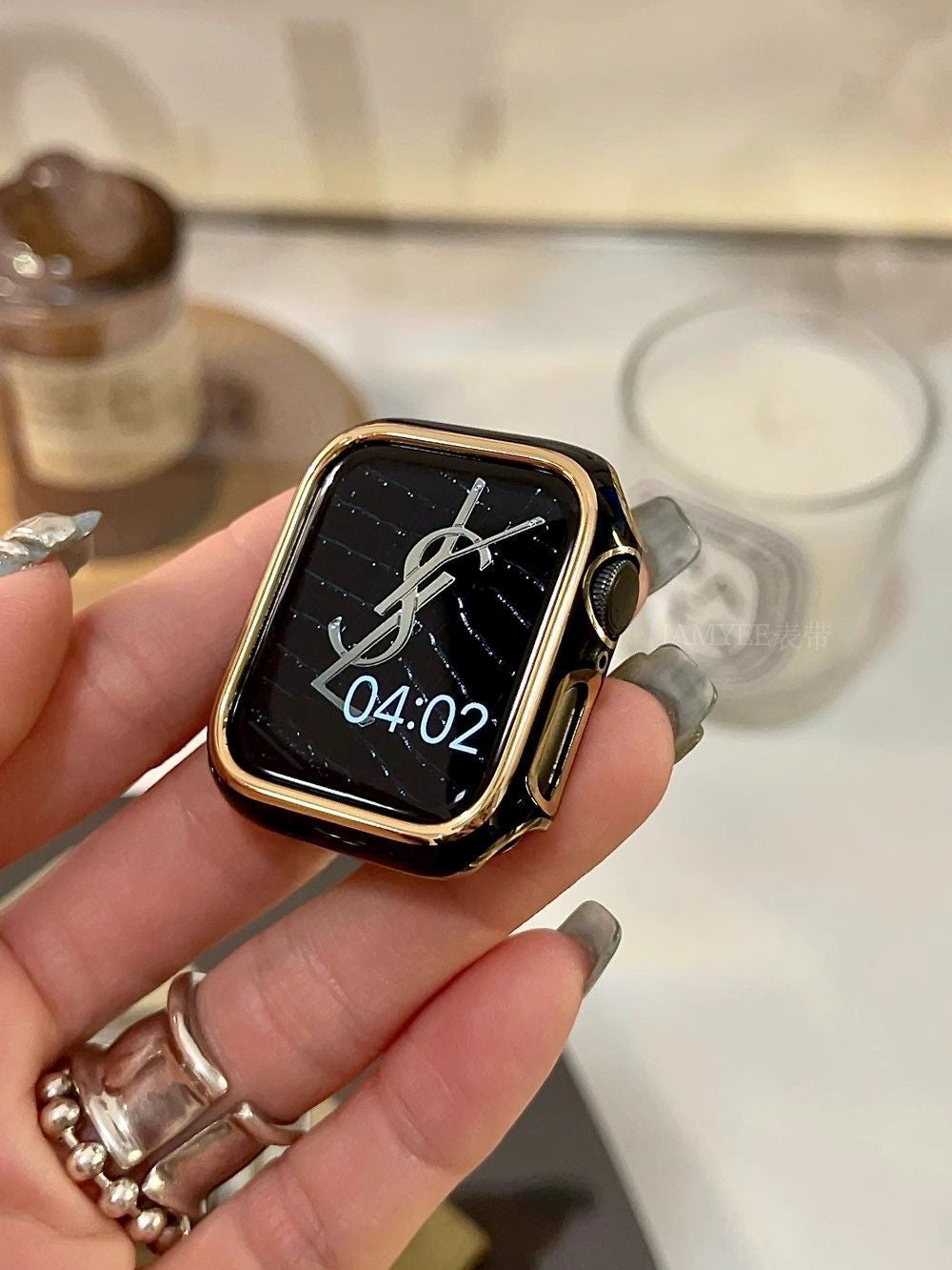 Contrast-Color Electroplated Hard Protective Case for Apple Watch Series 10/9/8/7, detail view 2