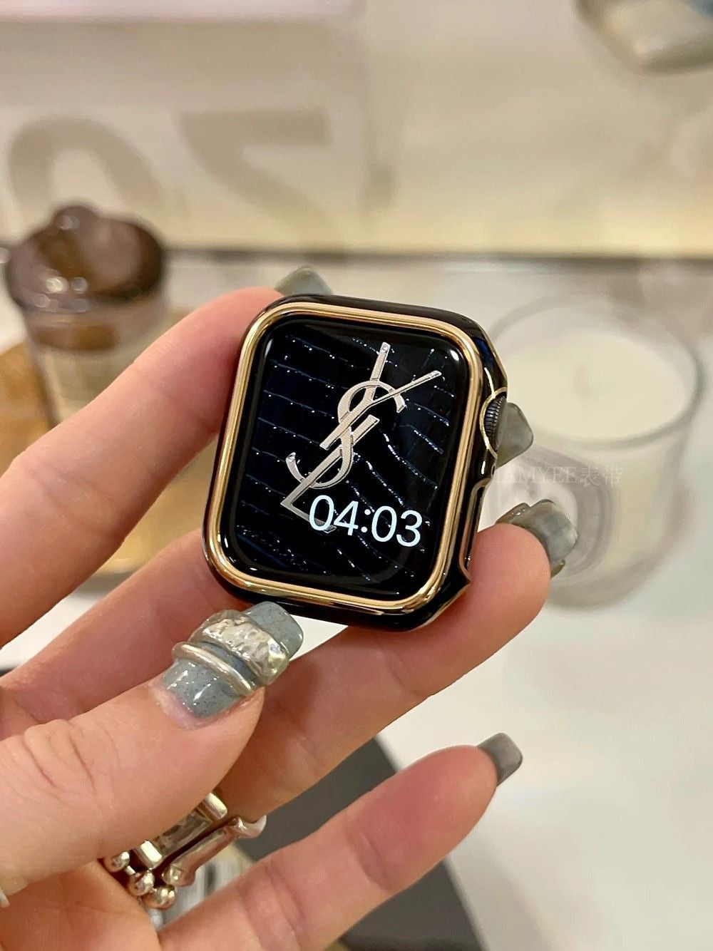 Contrast-Color Electroplated Hard Protective Case for Apple Watch Series 10/9/8/7, detail view 5