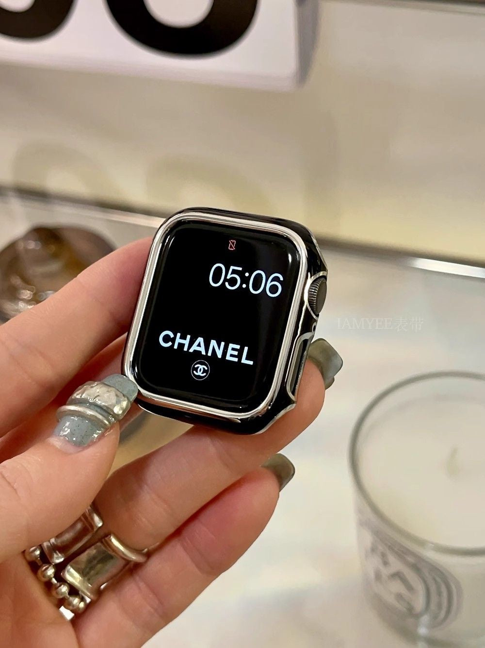Contrast-Color Electroplated Hard Protective Case for Apple Watch Series 10/9/8/7, detail view 8