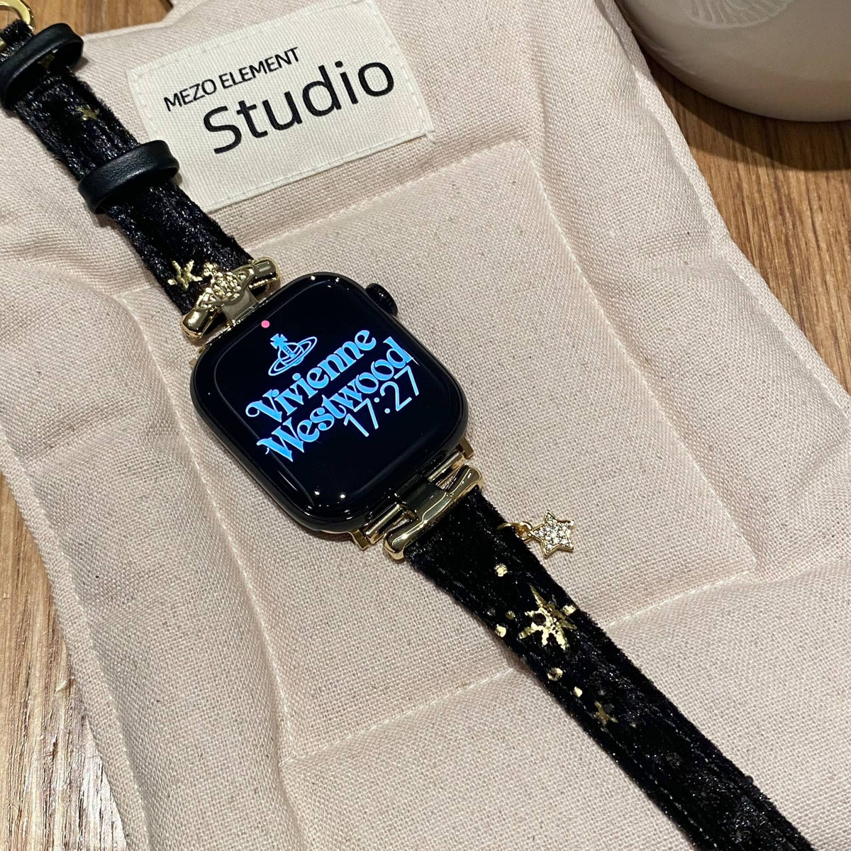 Saturn-Clasp Velvet Gilded Resin-Detail Leather Band for Apple Watch Series 11/10/9/8/7/6/5 and SE
