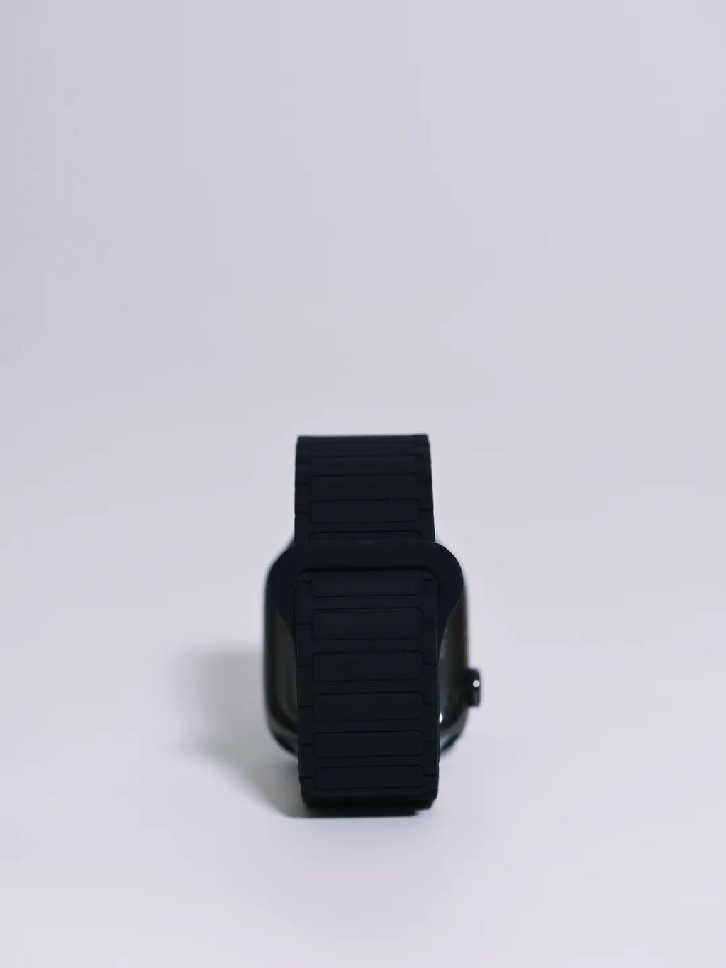 Second-Generation Triple-Stud Magnetic Silicone Band for Apple Watch SE, Series 7–10 and Ultra, view 9
