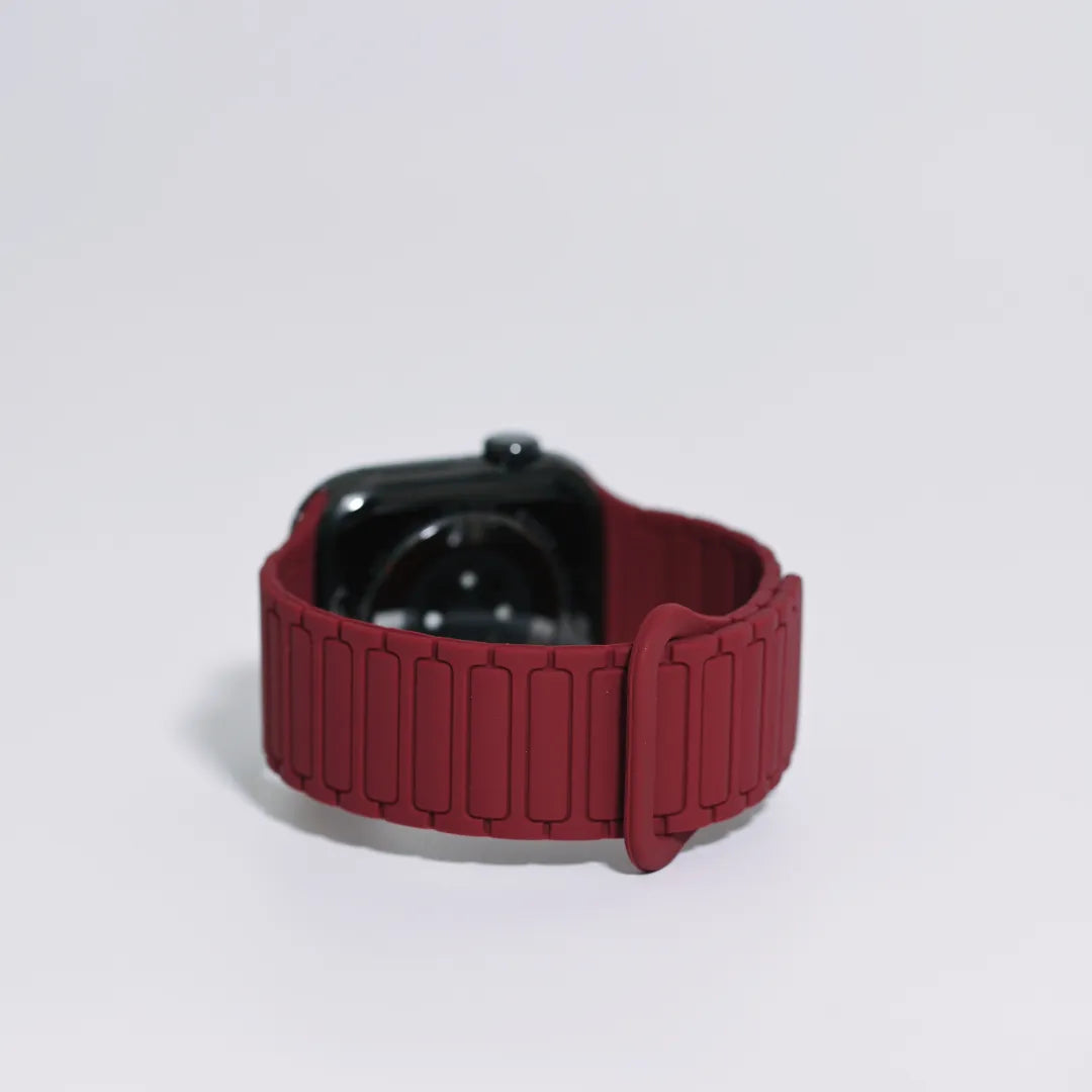 Second-Generation Triple-Stud Magnetic Silicone Band for Apple Watch SE, Series 7–10 and Ultra, Burgundy
