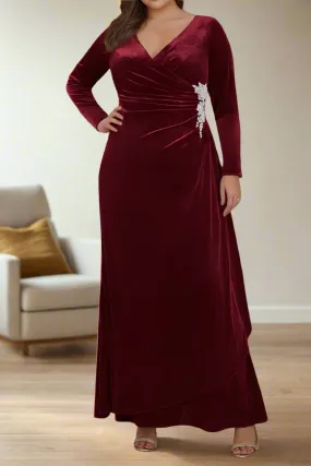 Burgundy A-Line V-Neck Long Sleeves Velvet Mother of The Bride Dresses