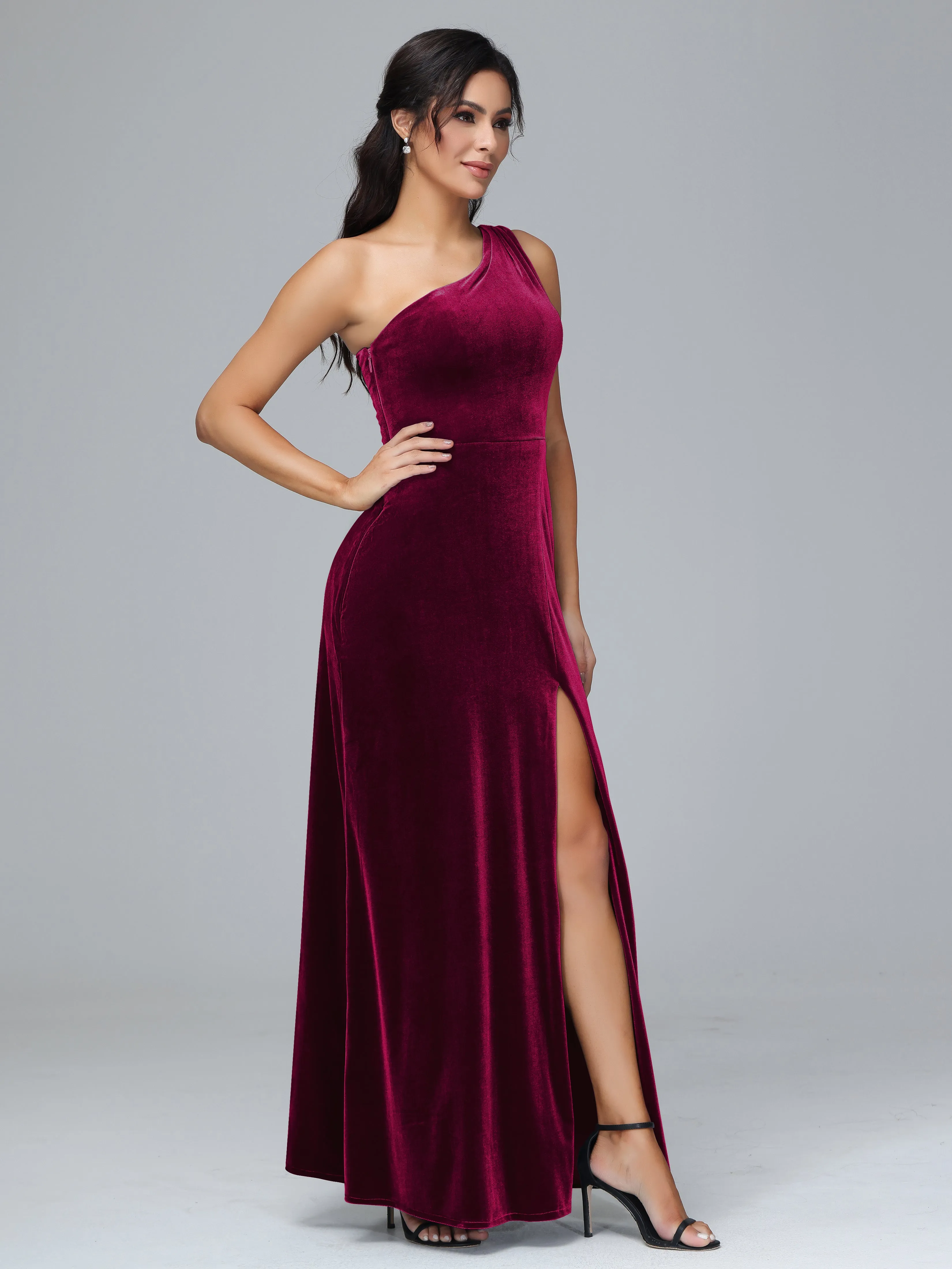 Column One Shoulder Zipper Velvet Bridesmaid Dresses