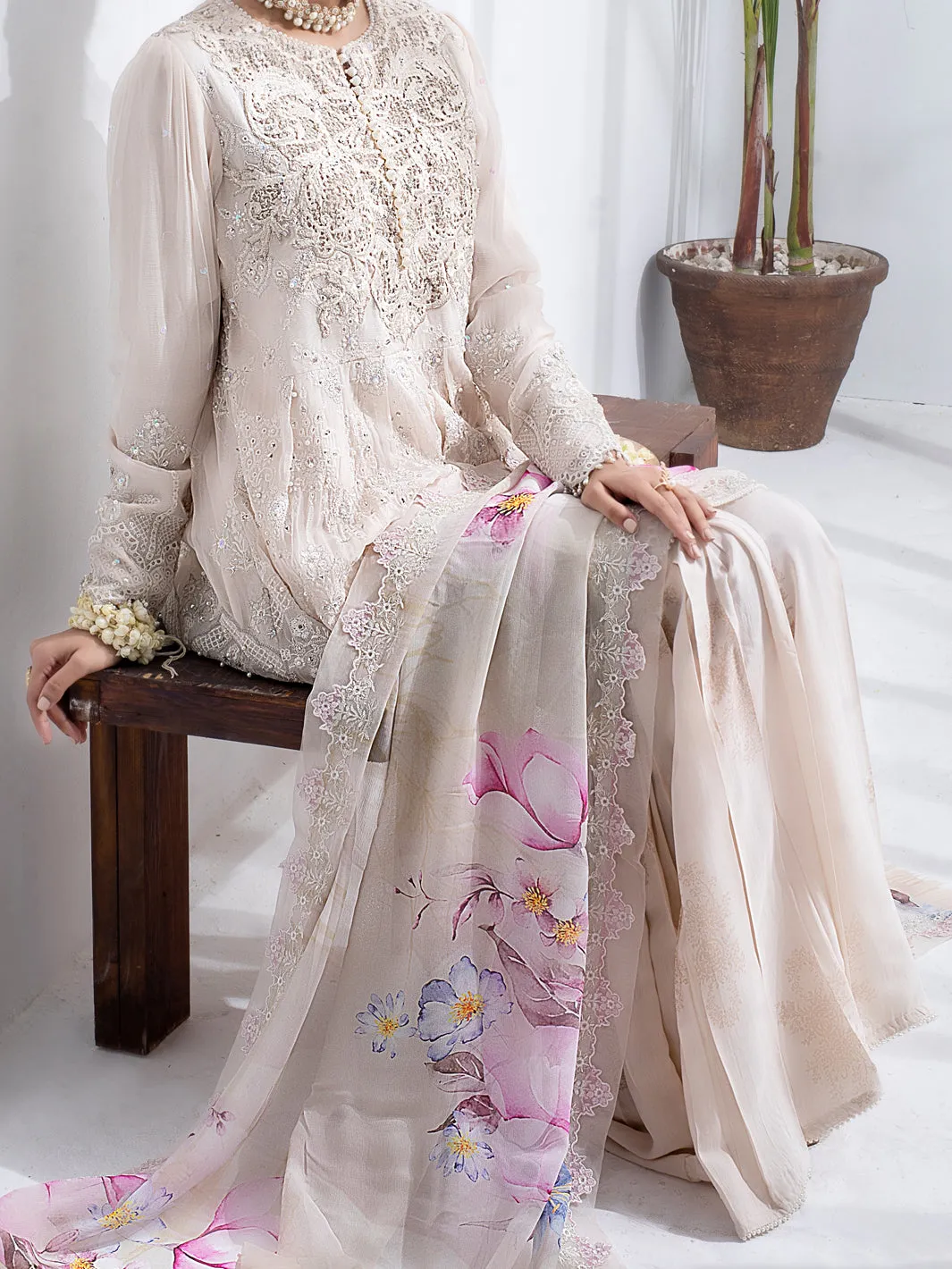 Off White Bemberg Chiffon 3 Piece Formal Stitched - AL-3PS-LS-308