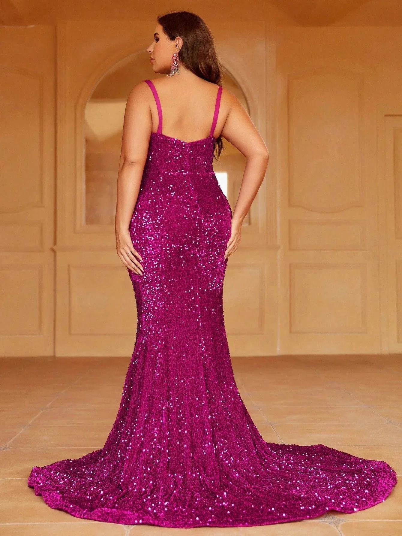 Plus Size Spaghetti Strap Sequin Mermaid Dresses