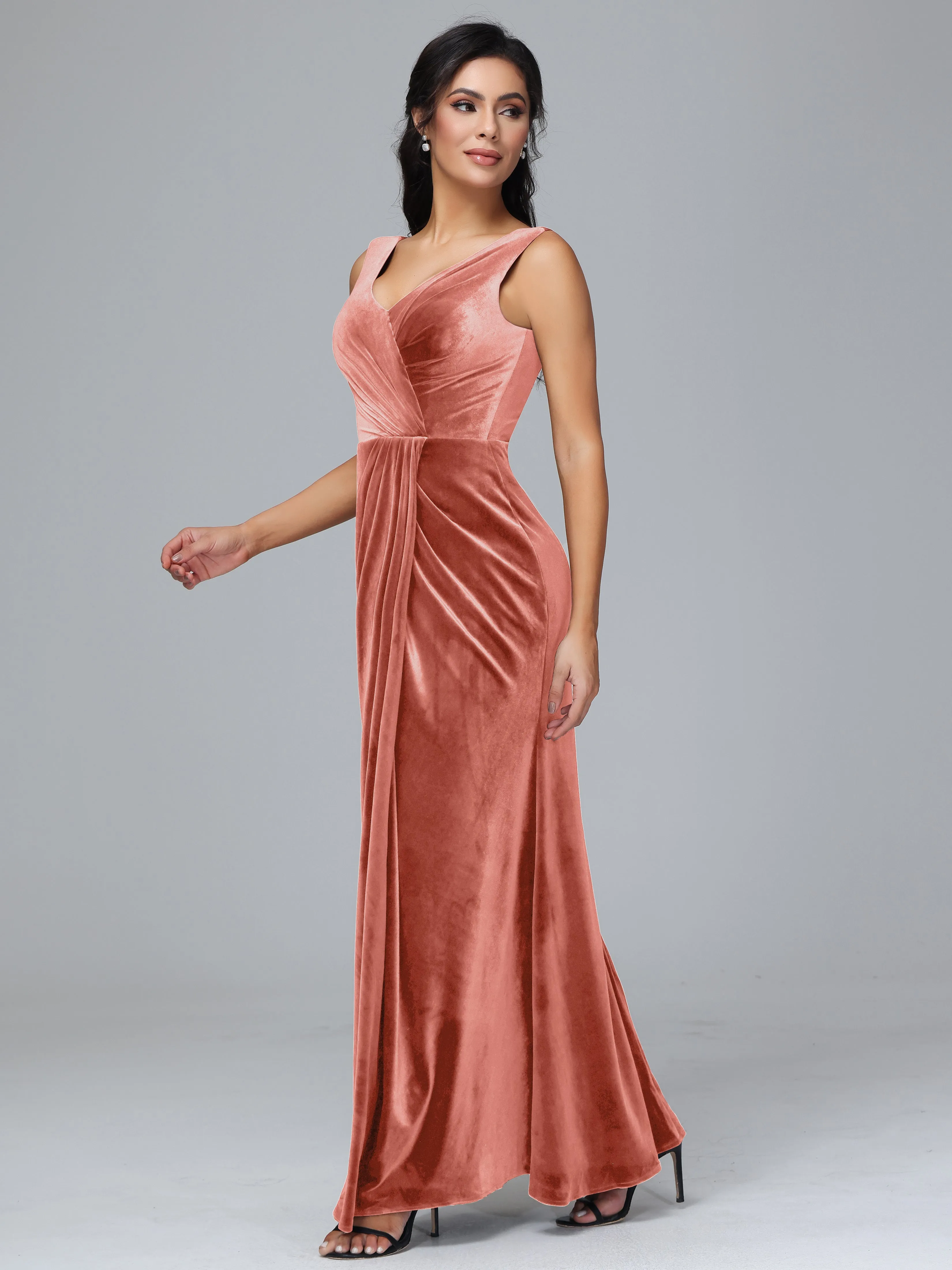 Sleeveless Pleats V-Back Plus Size Bridesmaid Dresses