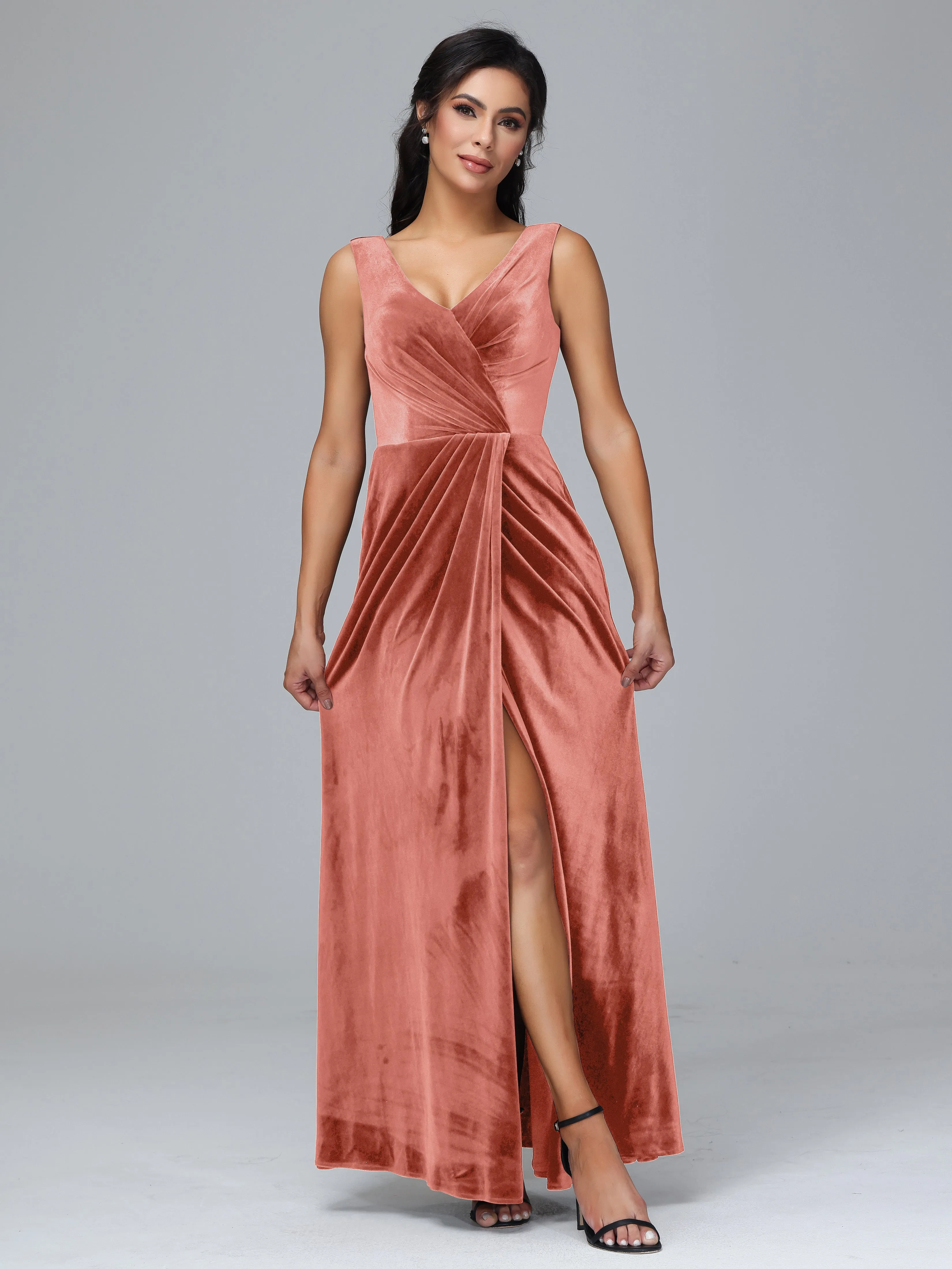 Sleeveless Pleats V-Back Plus Size Bridesmaid Dresses